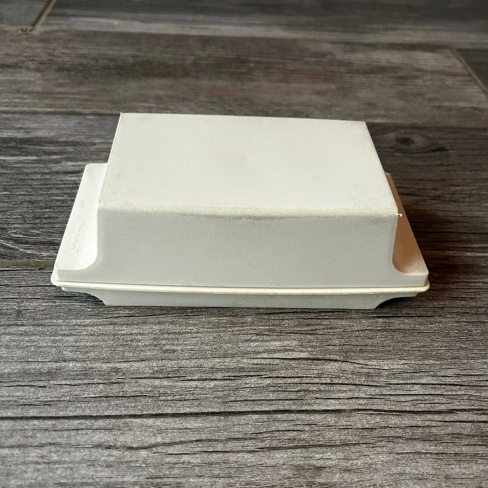 Vintage Tupperware‎ Butter Box Cheese Dish Holder Beige